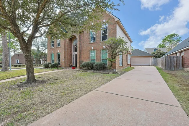 $2,900 | 15403 Redbud Leaf Lane, Cypress, TX 77433