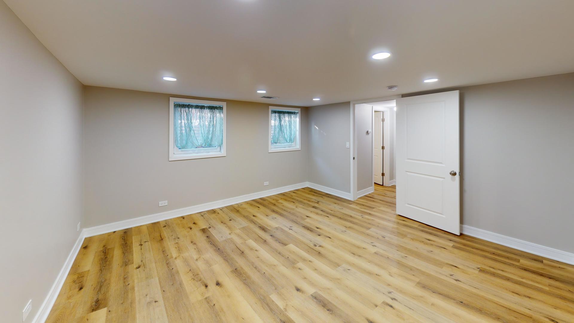 1321 Pitner Avenue, Unit A Evanston, IL 60201 - Photo 34 of 35 a view of empty room