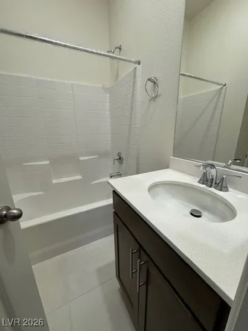 $3,550 | 607 La Vista Acrs Lane, Las Vegas, NV 89138