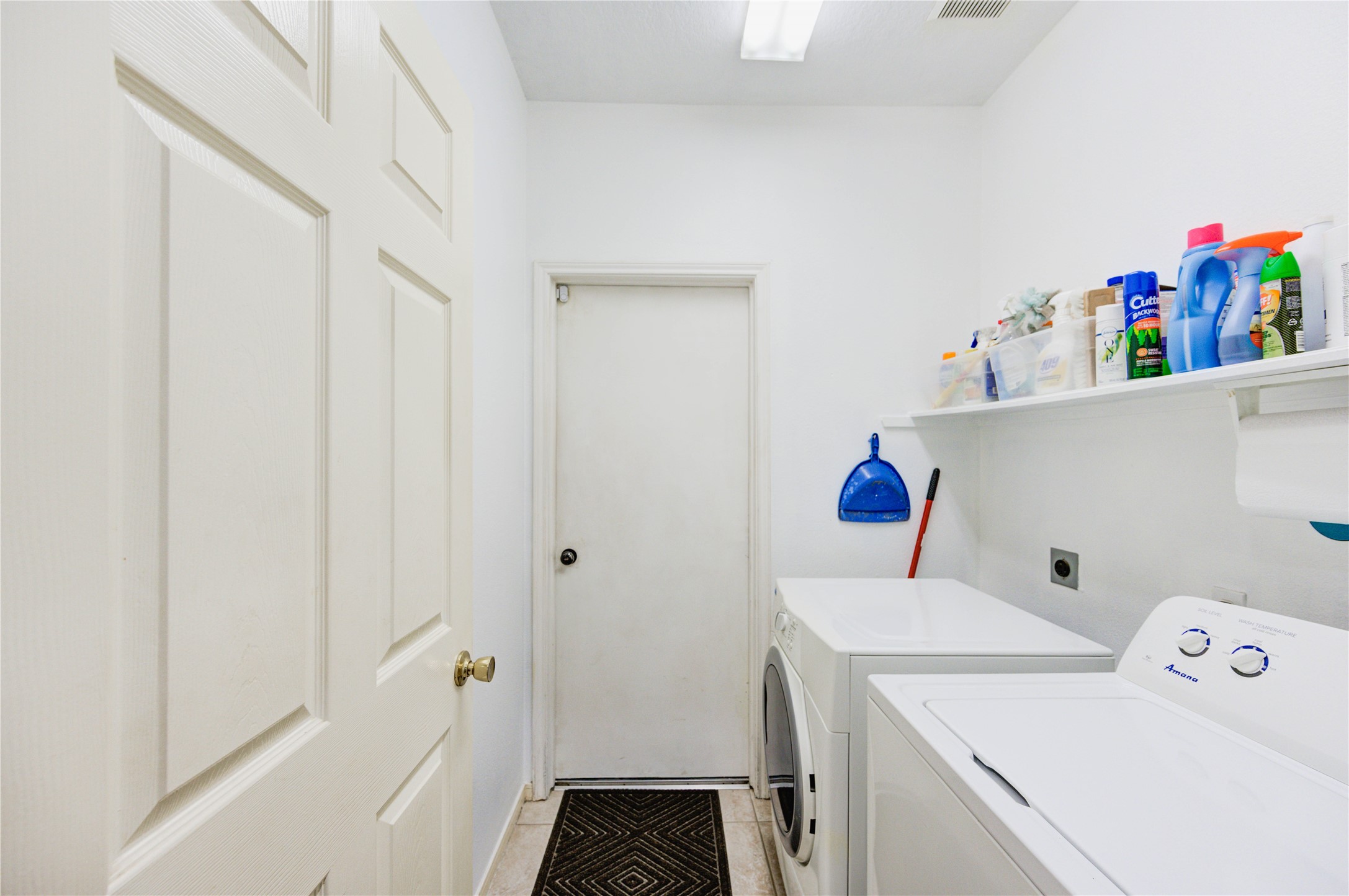 16730 Spring Barker Drive Cypress, TX 77429 - Photo 33 of 50 a utility room with dryer and washer