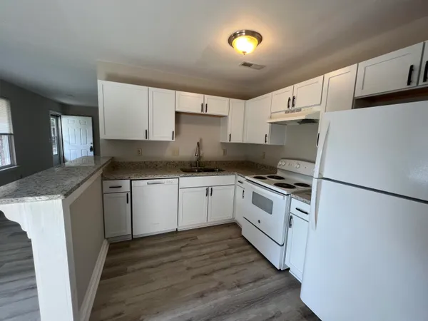 $1,500 | 807 Sandpiper Drive, Unit A, Ladson, SC 29456