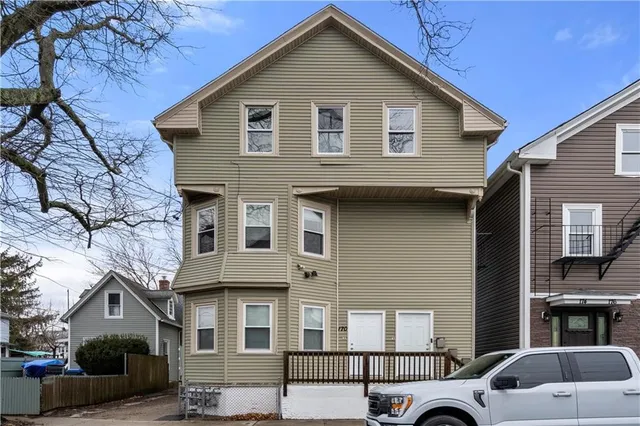 $1,800 | 170 Allston Street, Unit 3, Providence, RI 02908