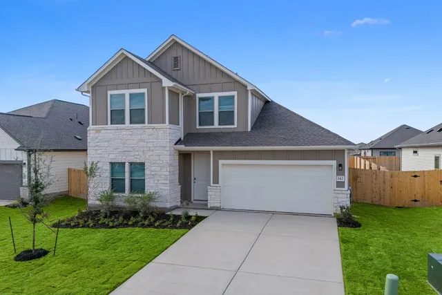 $349,000 | 142 Ayres Horn, Cedar Creek, TX 78612