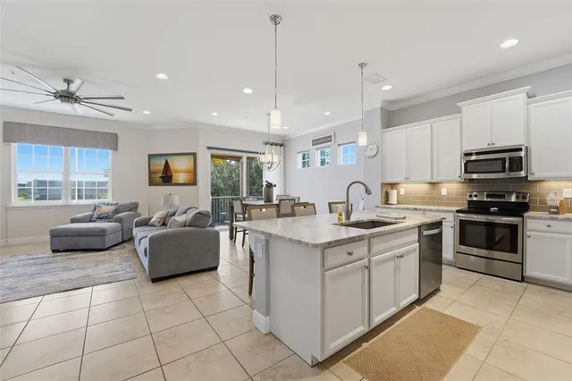 $599,900 | 10311 Lands End Circle, Unit 13, Placida, FL 33946