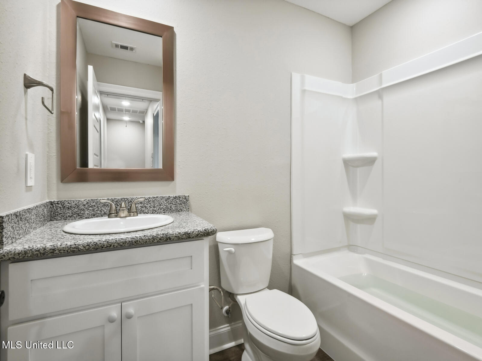 14955 Rowan Oak Street Gulfport, MS 39503 - Photo 10 of 12 Parker_P103_PrimaryBath