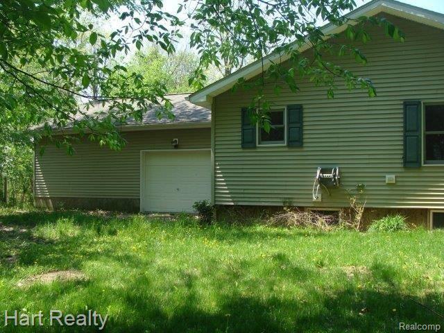 7670 Kilgore Road Avoca, MI 48006 - Photo 4 of 17 028.jpg