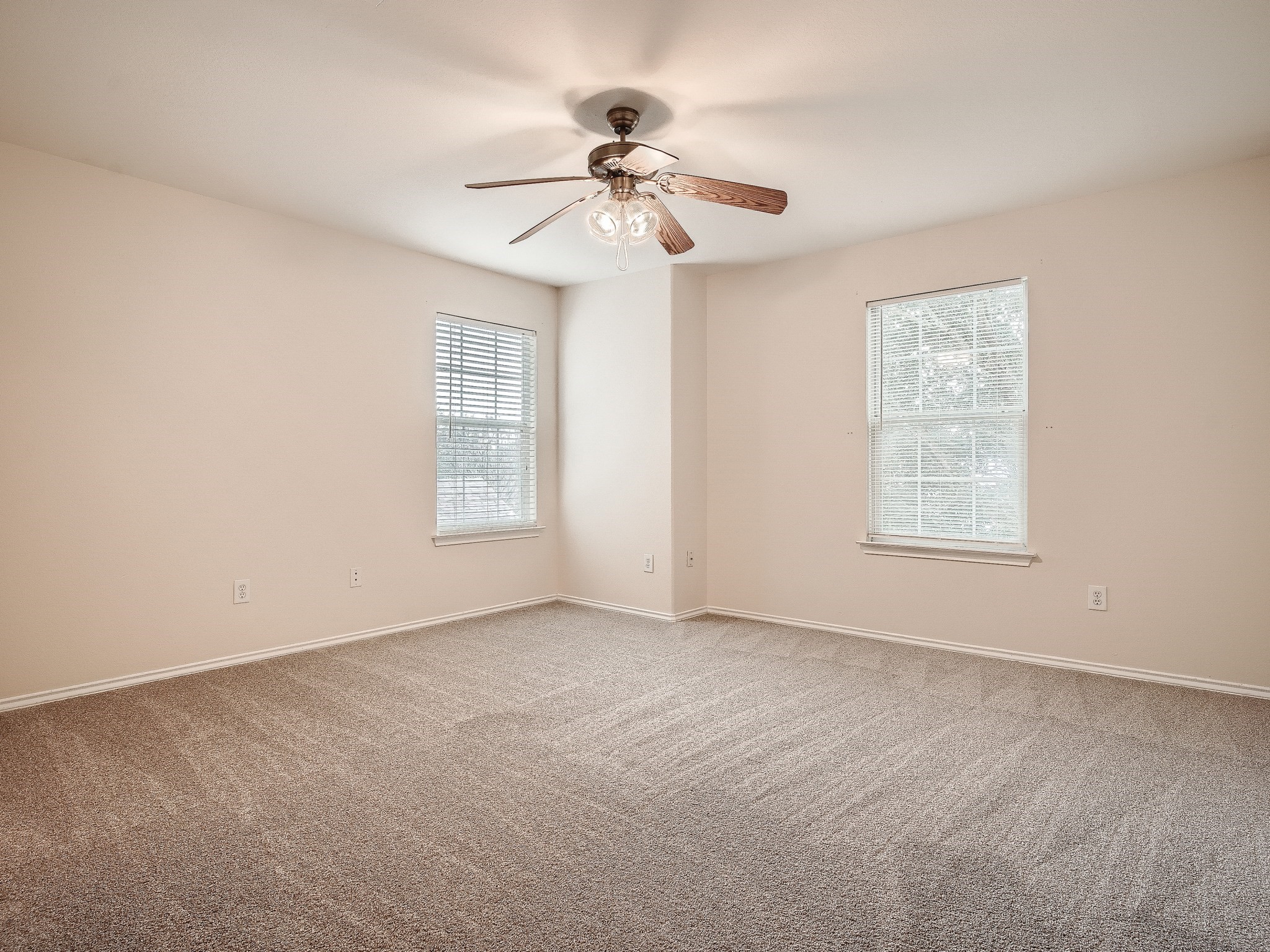 2002 Nogales Trail Austin, TX 78744 - Photo 8 of 16 a view of an empty room with a window