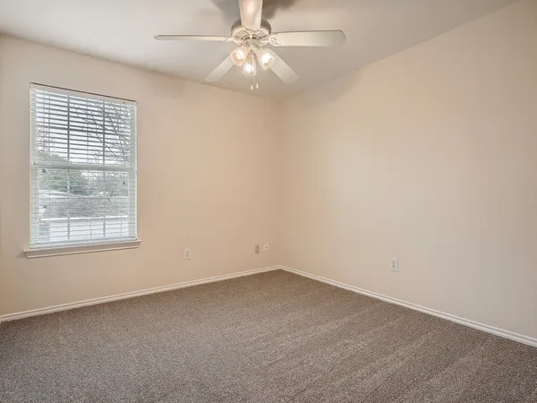 $1,900 | 2002 Nogales Trail, Austin, TX 78744