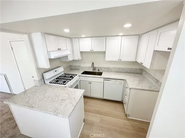 $2,695 | 2713 Calle Del Comercio, Unit C, San Clemente, CA 92672