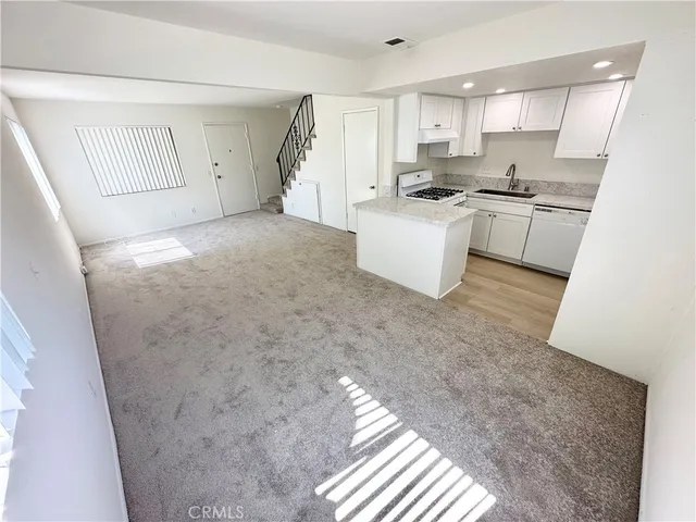 $2,695 | 2713 Calle Del Comercio, Unit C, San Clemente, CA 92672