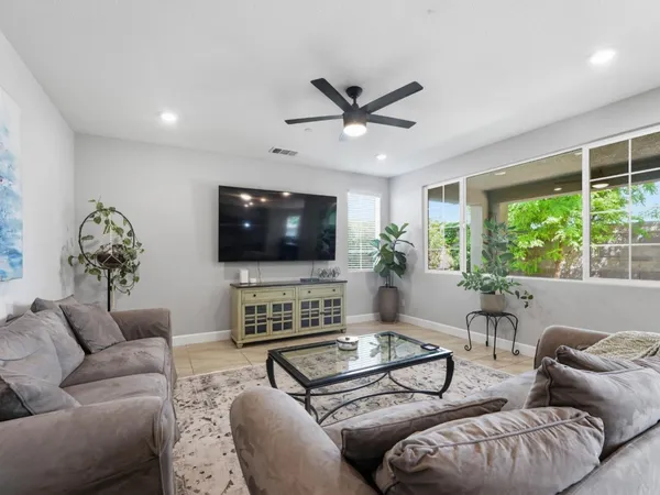 $1,050,000 | 1344 Cow Court, Tracy, CA 95391