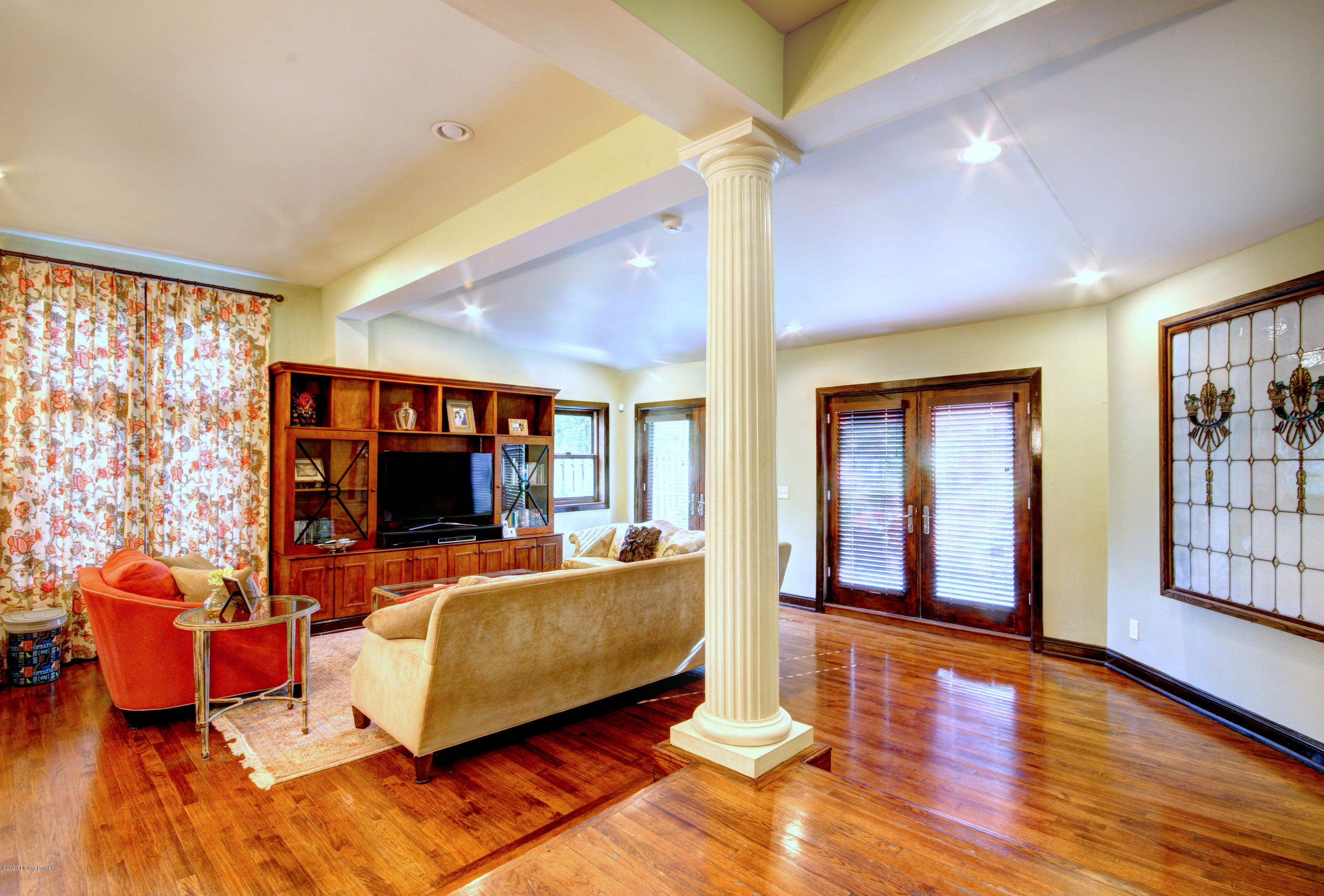 1750 Sulgrave Road Louisville, KY 40205 - Photo 34 of 81 1 Sulgrave Road #36
