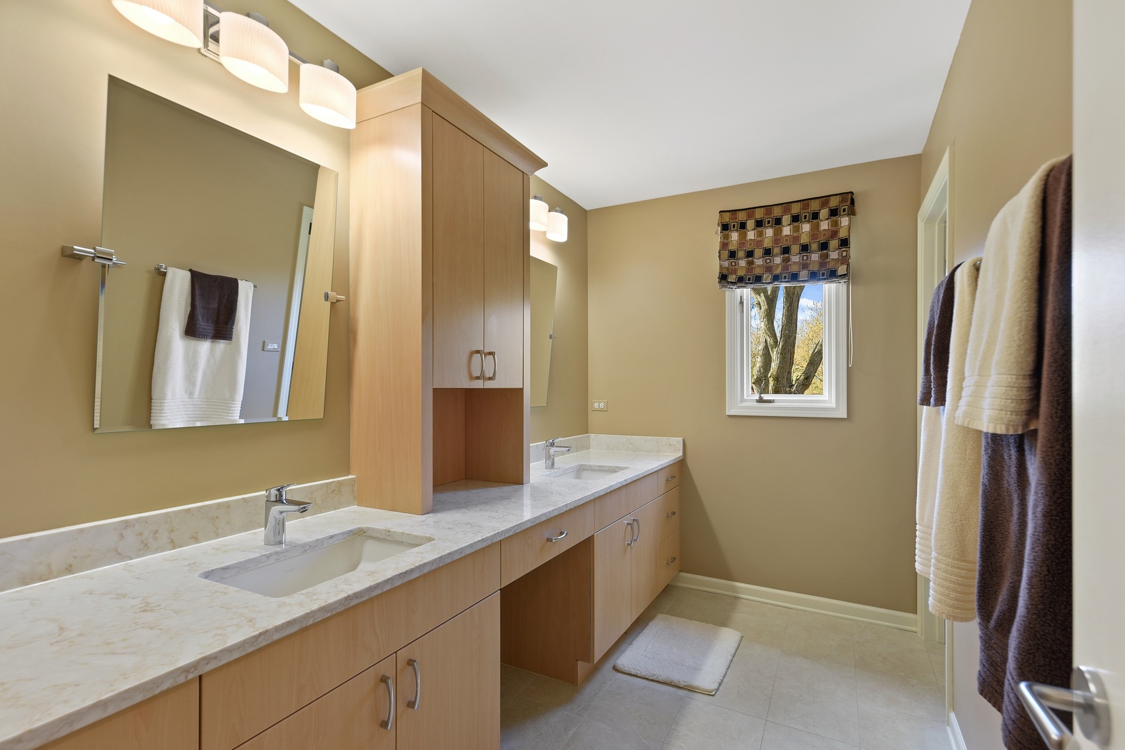 790 East Gartner Road Naperville, IL 60540 - Photo 25 of 34