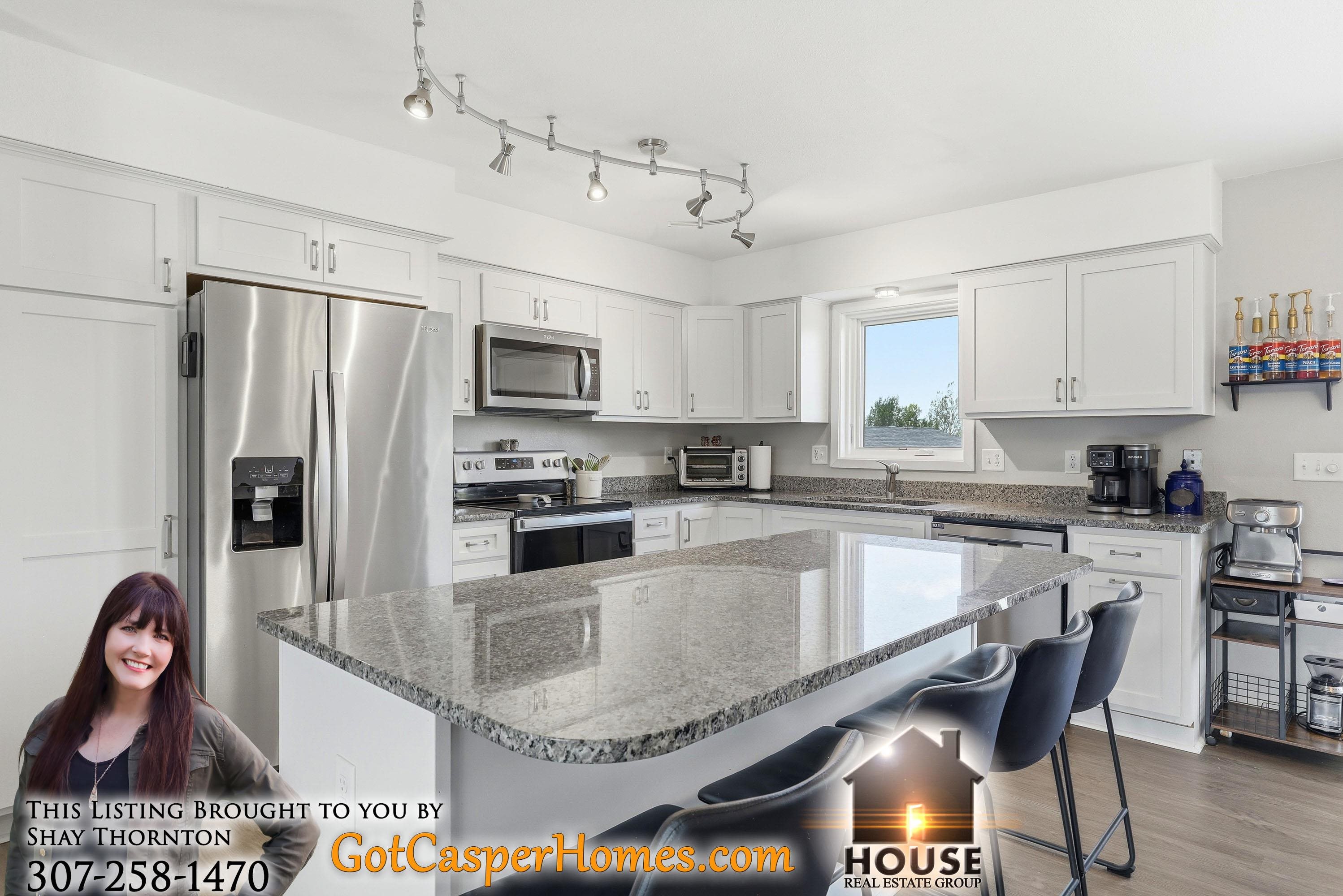 730 West 54th Street Casper, WY 82601 - Photo 7 of 31