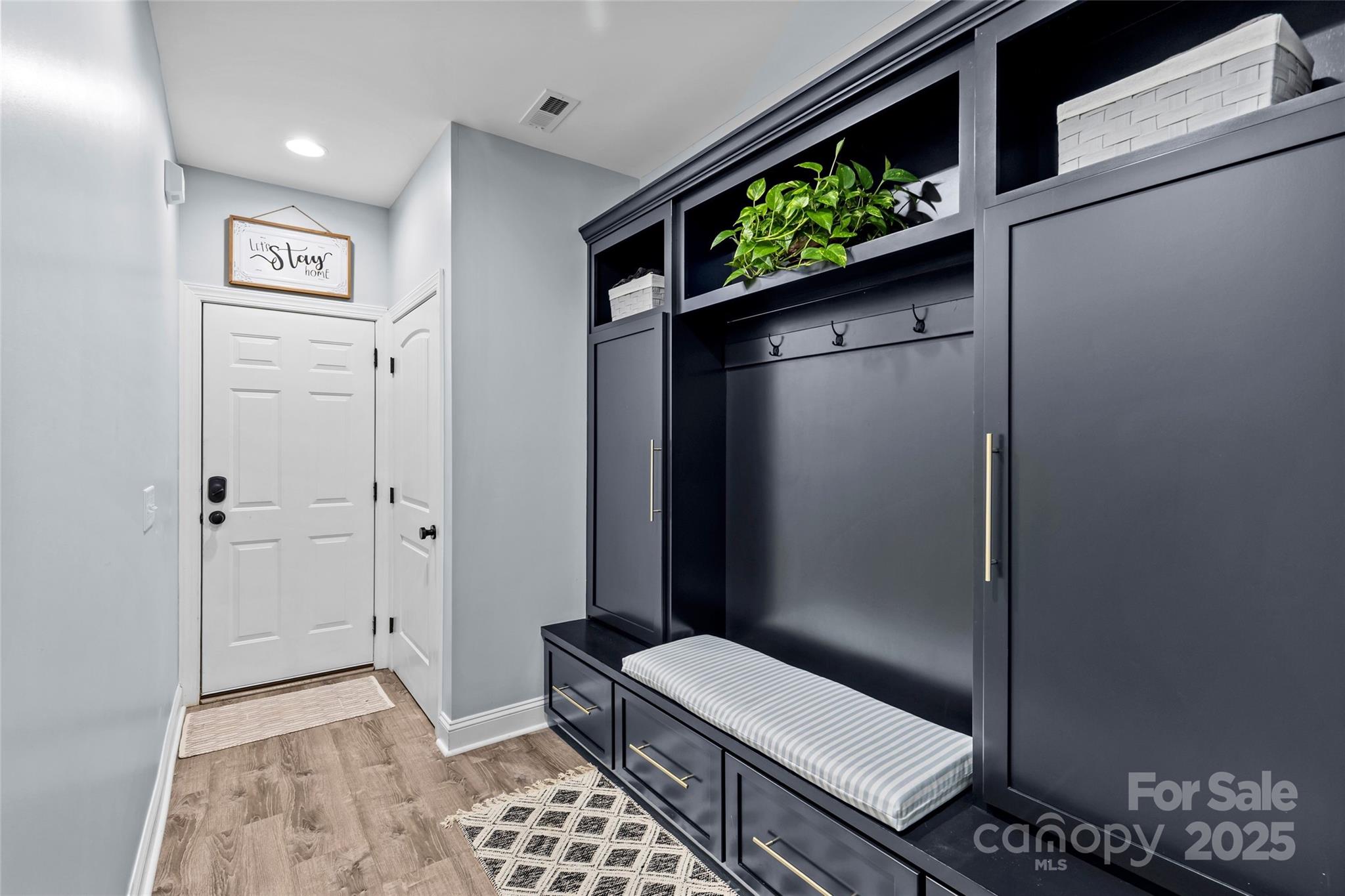 4815 Chadwick Drive Concord, NC 28025 - Photo 30 of 42 a bathroom with a bathtub