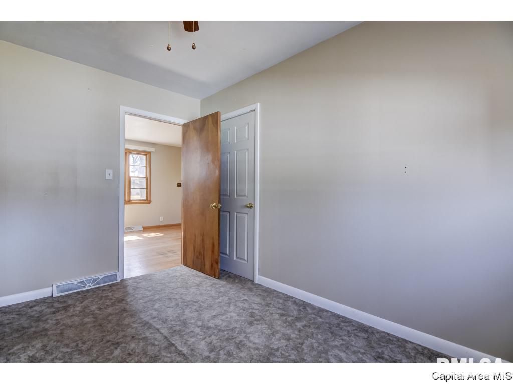9 Stelte Lane Springfield, IL 62702 - Photo 18 of 33