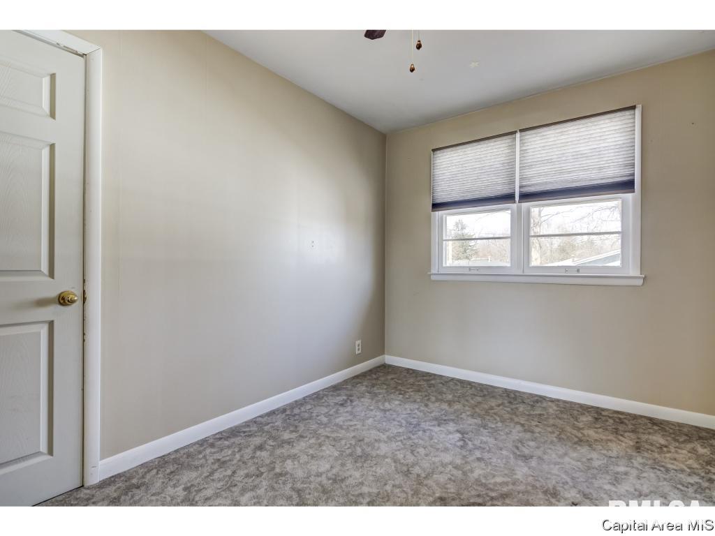 9 Stelte Lane Springfield, IL 62702 - Photo 19 of 33