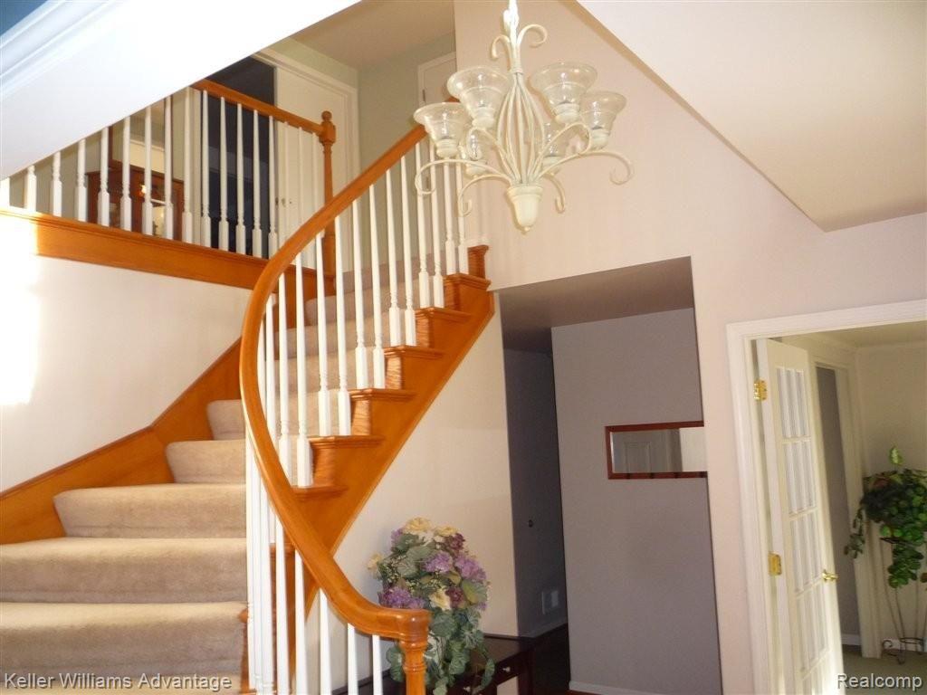 45705 Drexel Road Canton, MI 48187 - Photo 3 of 24 Curved Stair