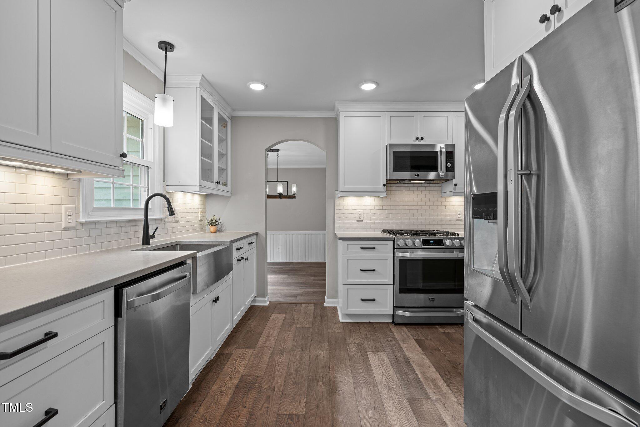 5116 Knaresborough Road Raleigh, NC 27612 - Photo 10 of 36 13-web-or-mls-5Z8A8435