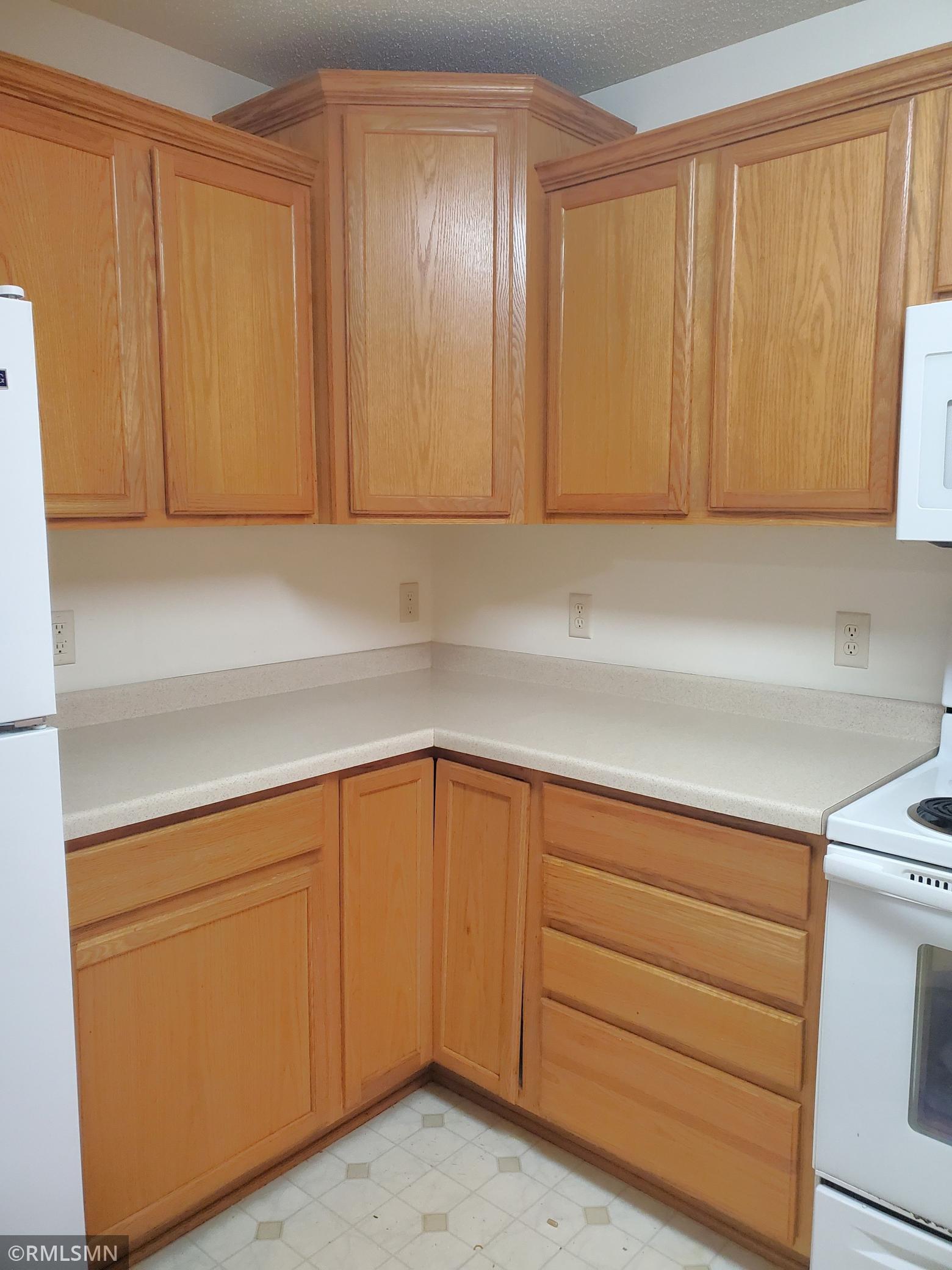 1902 Aster Hudson, WI 54016 - Photo 9 of 11