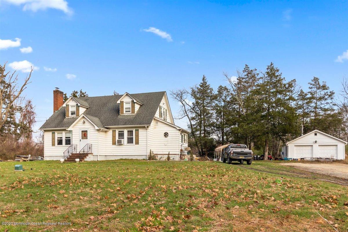 321 Pfister Road Jackson, NJ 08527 - Photo 3 of 30 a house view with a garden space