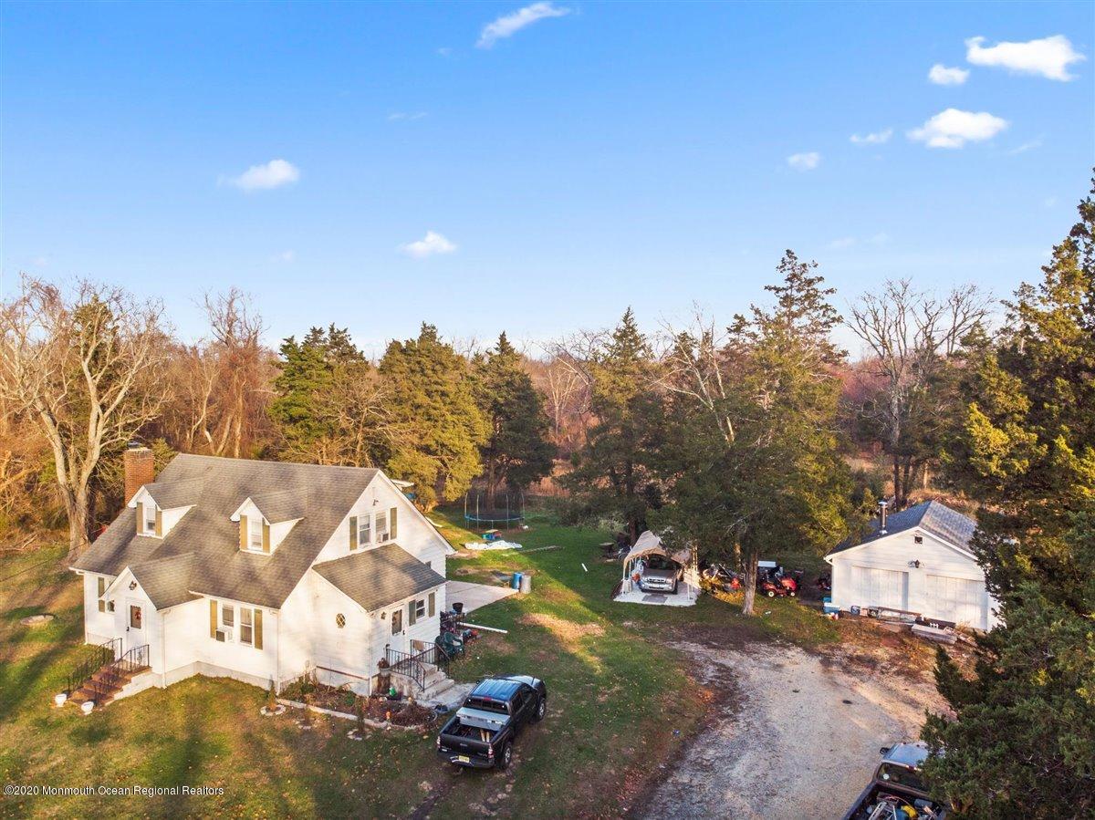 321 Pfister Road Jackson, NJ 08527 - Photo 6 of 30 a view of a basketball court