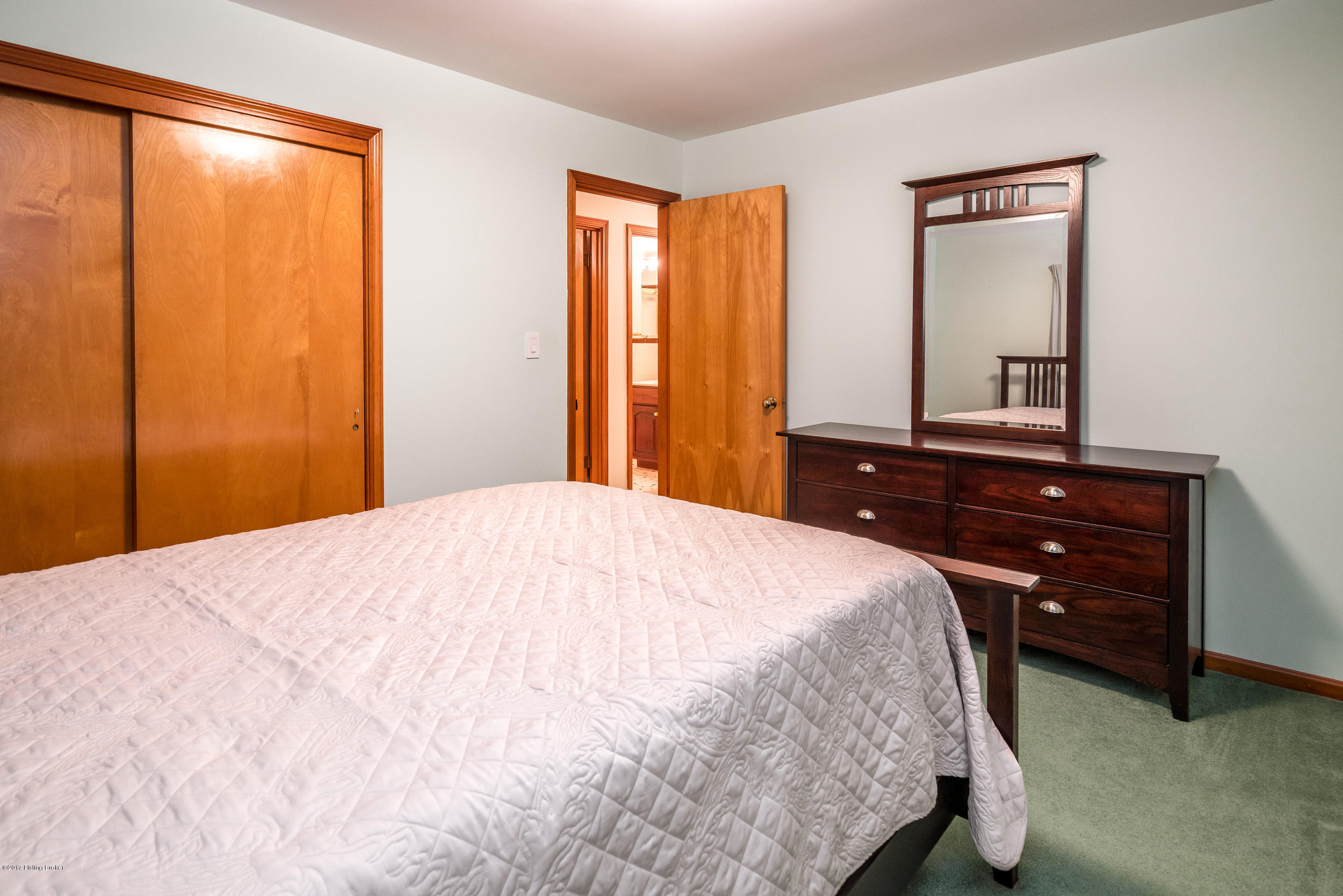 8213 Delido Road Louisville, KY 40219 - Photo 29 of 45 28