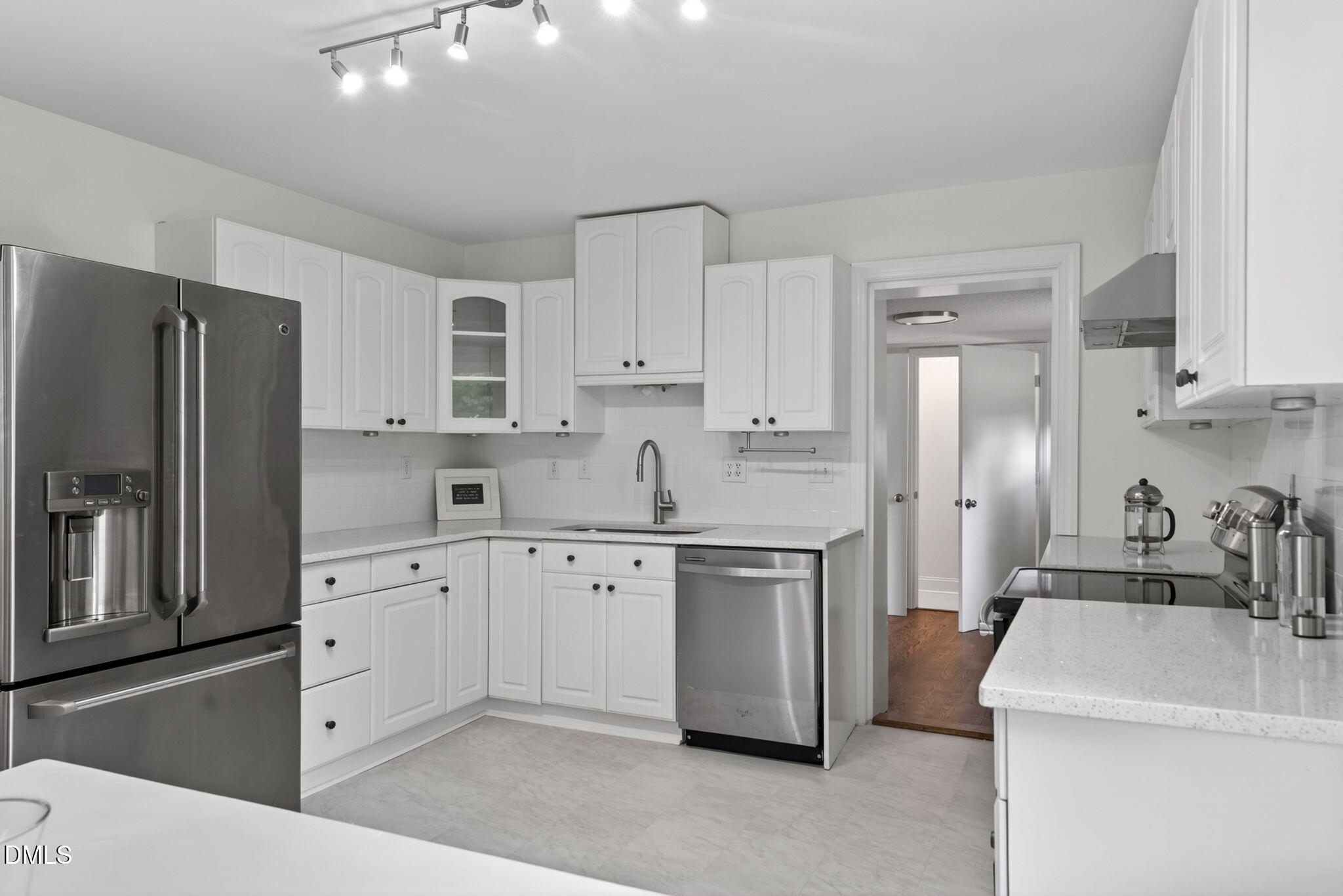 4120 Campbell Road Raleigh, NC 27606 - Photo 17 of 42 20-web-or-mls-4120 Campbell Rd - 20