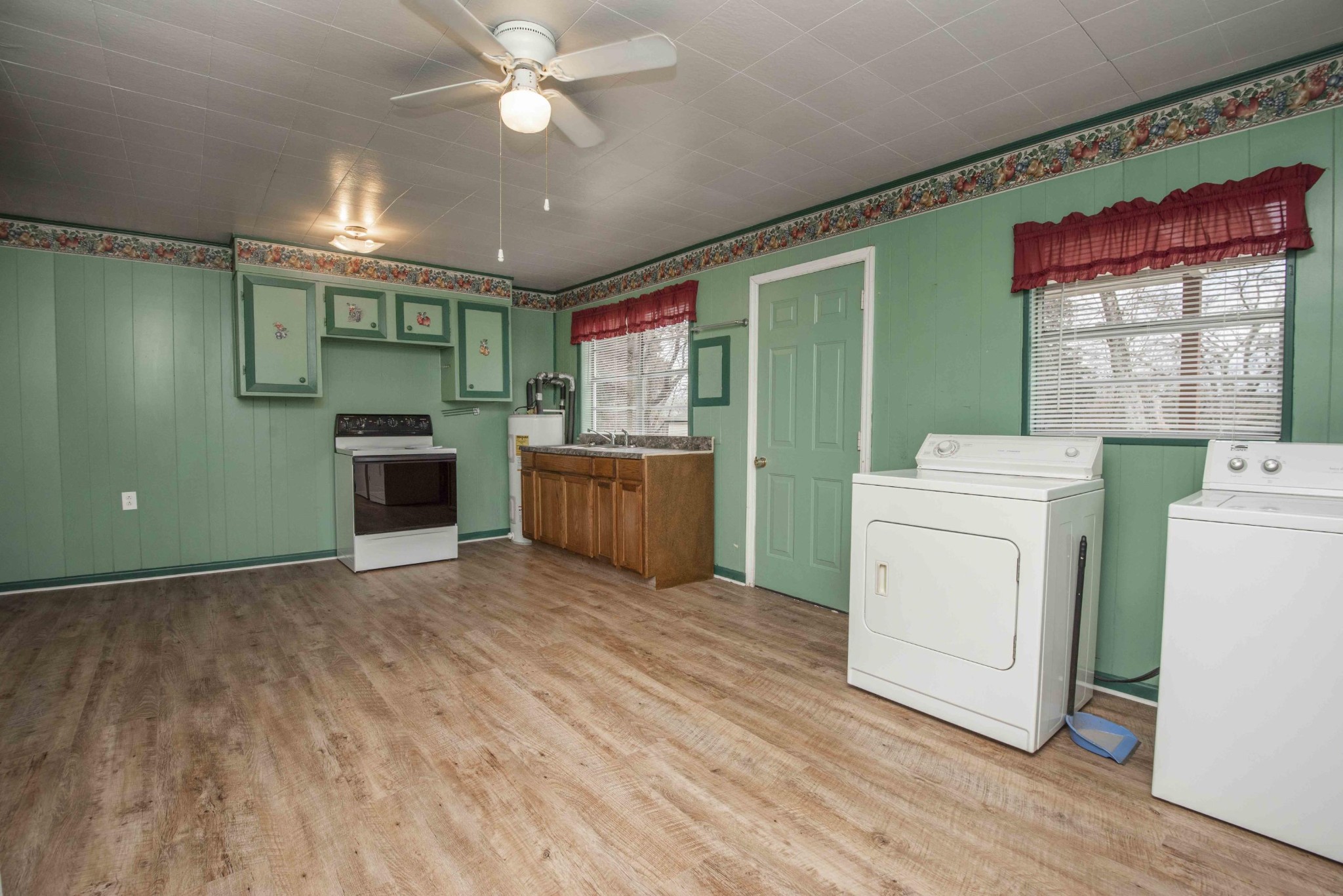 6435 Hotchkiss Valley Road Loudon, TN 37774 - Photo 11 of 34 Gallery Image 11