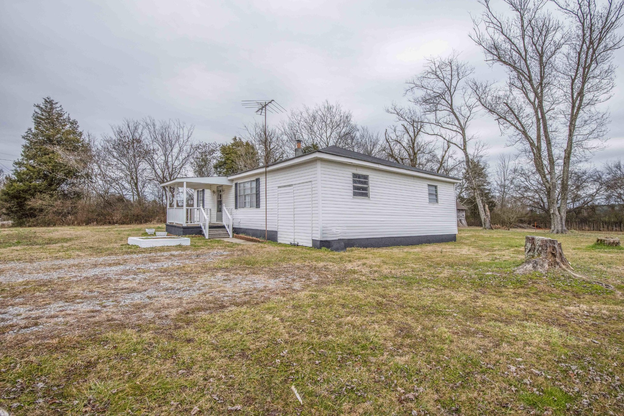 6435 Hotchkiss Valley Road Loudon, TN 37774 - Photo 28 of 34 Gallery Image 28