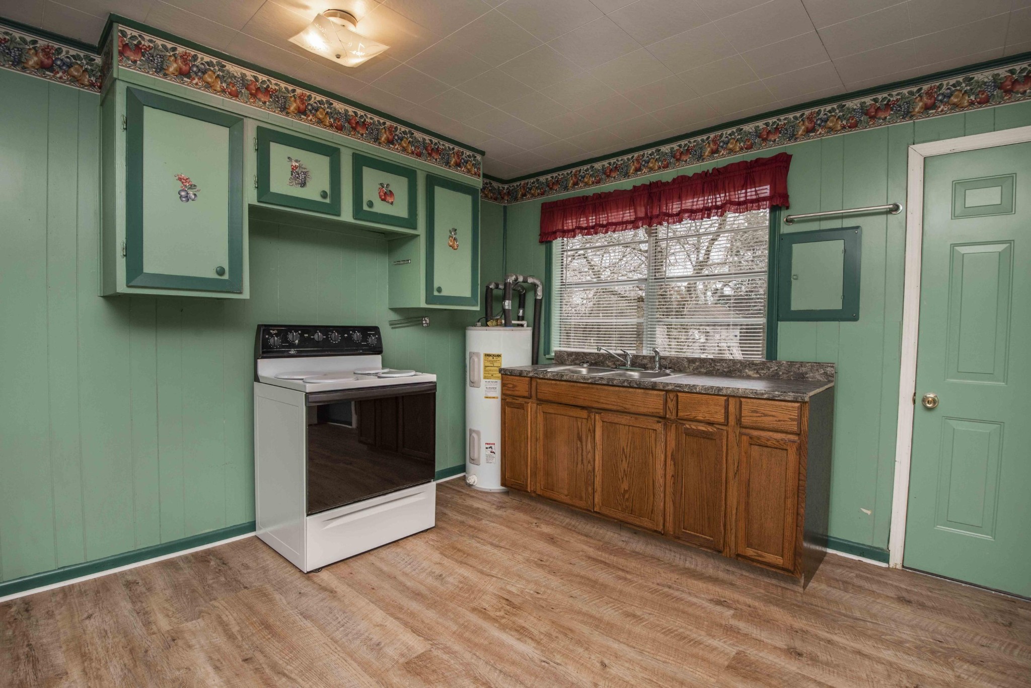 6435 Hotchkiss Valley Road Loudon, TN 37774 - Photo 8 of 34 Gallery Image 8