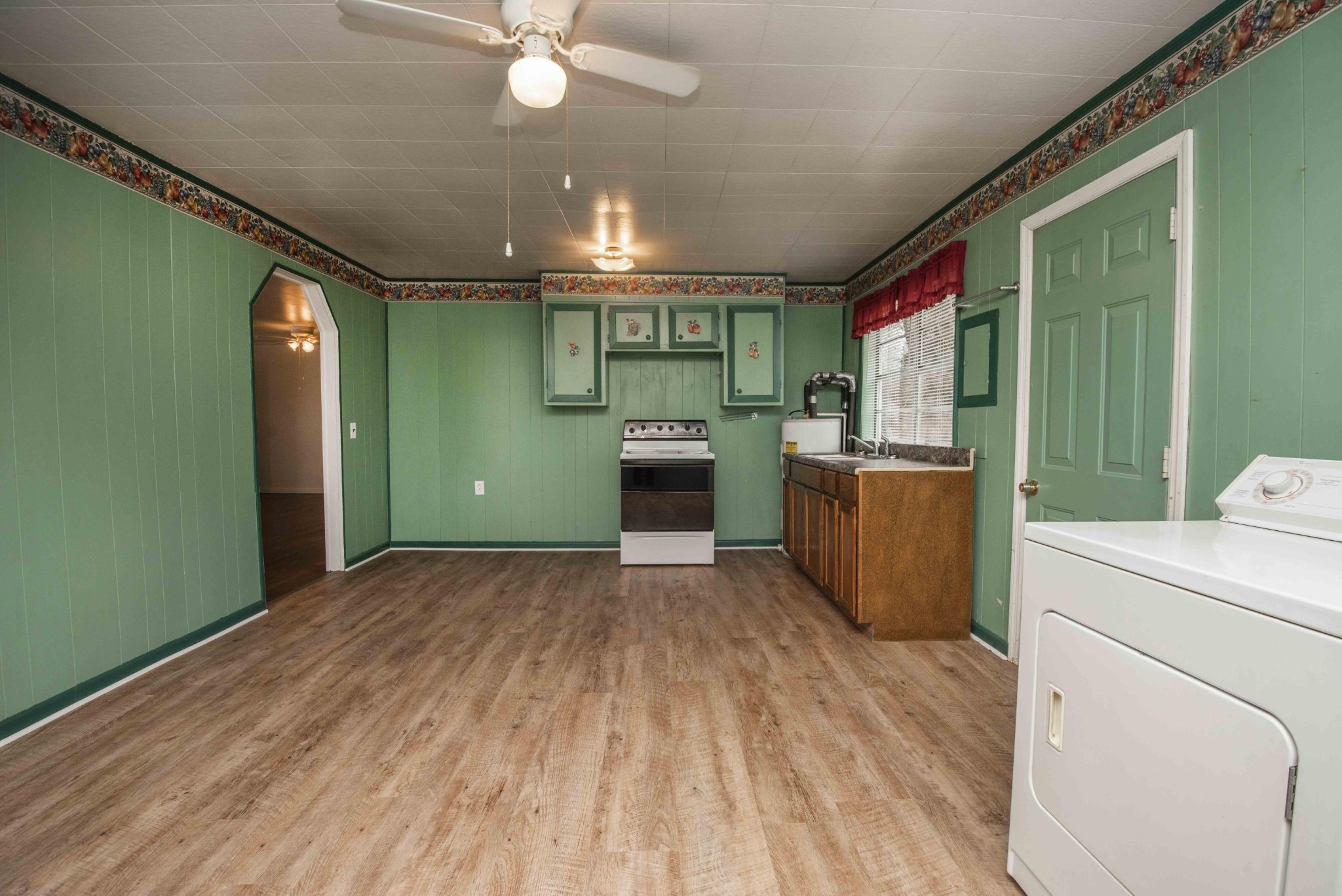6435 Hotchkiss Valley Road Loudon, TN 37774 - Photo 9 of 34 Gallery Image 9