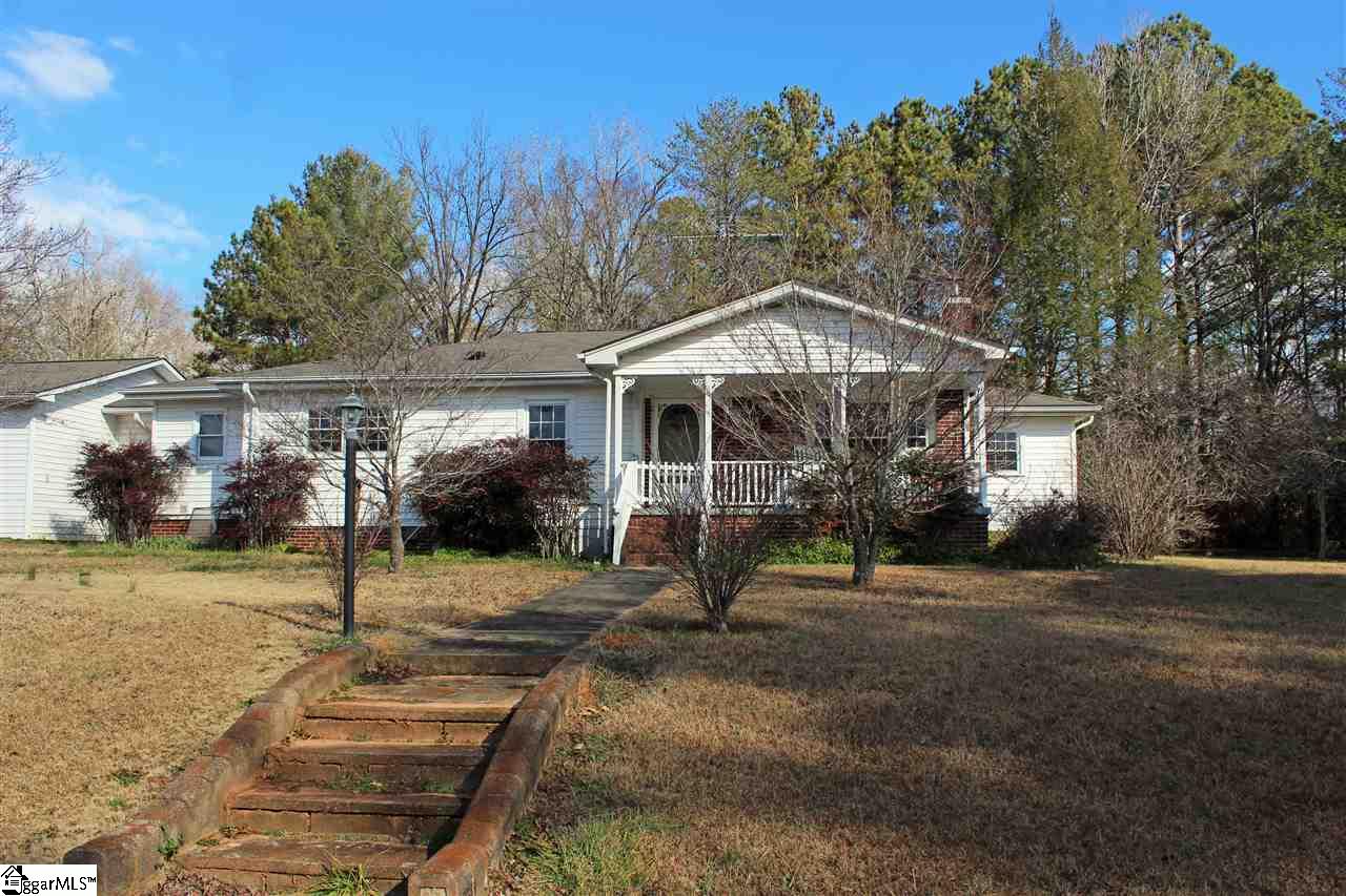 95 North Southerlin Road Travelers Rest, SC 29690 - Photo 2 of 23 Gallery Image 2
