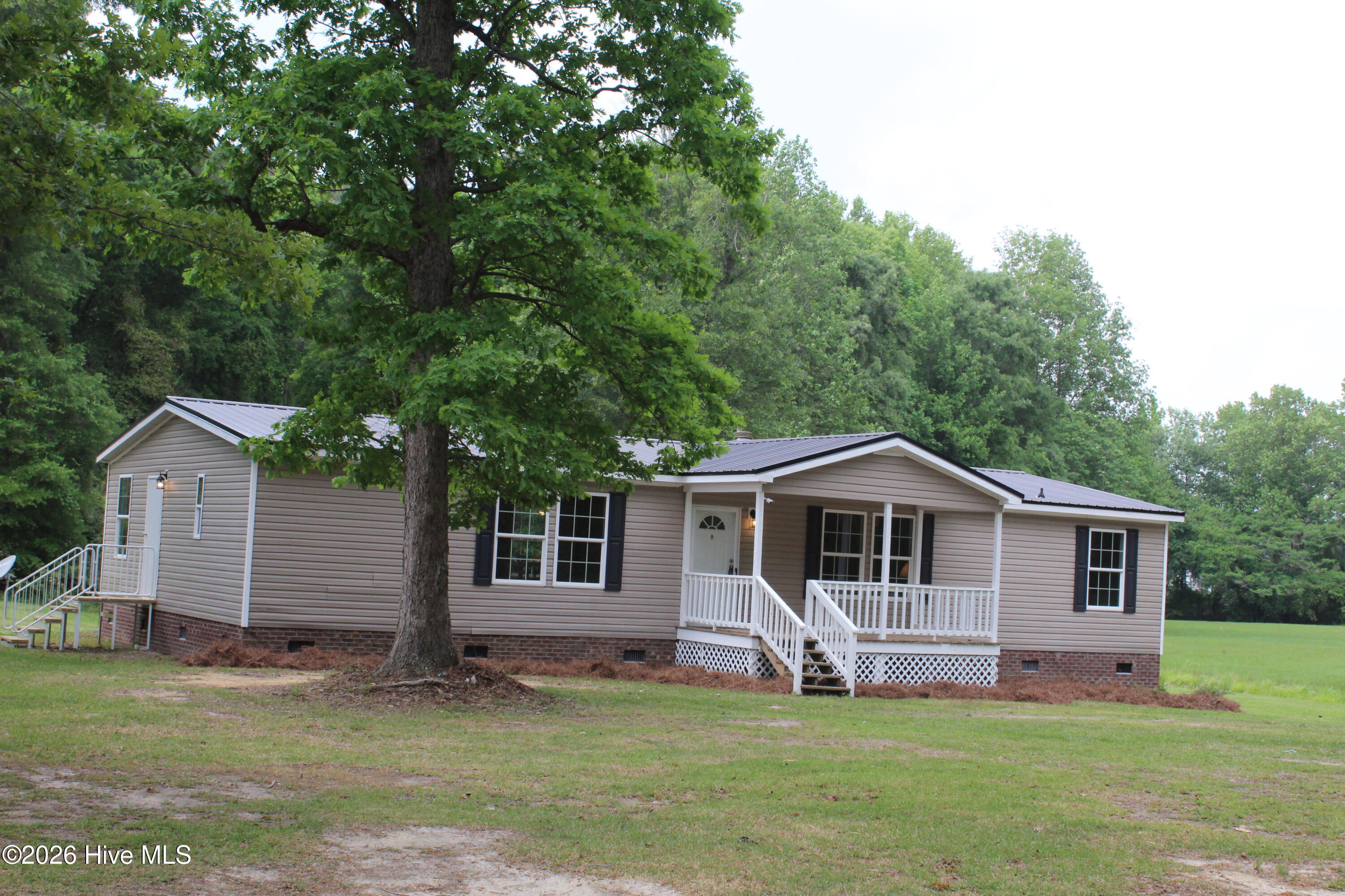 137 George Sumner Road Beulaville, NC 28518 - Photo 7 of 48 IMG_5565