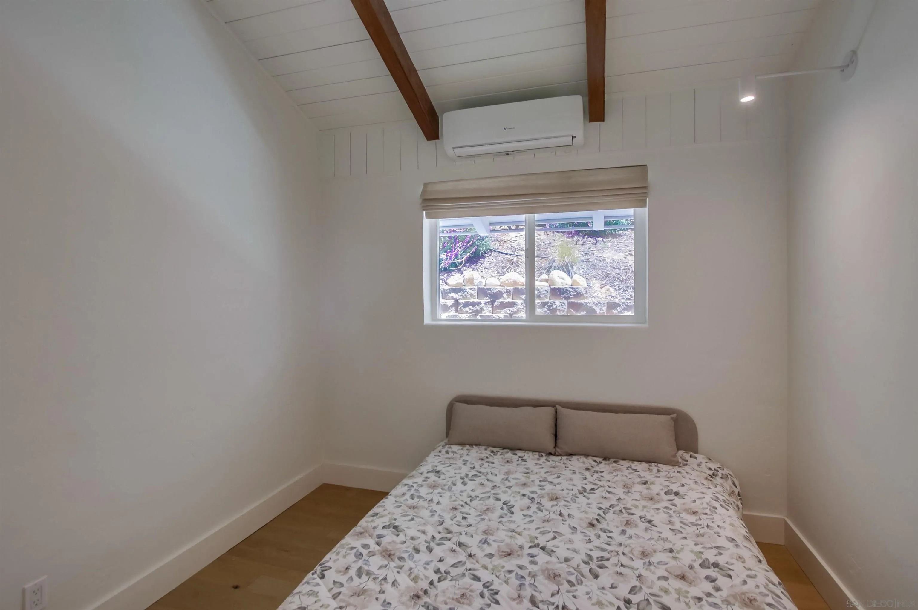 4242 Cosoy Way San Diego, CA 92110 - Photo 37 of 75