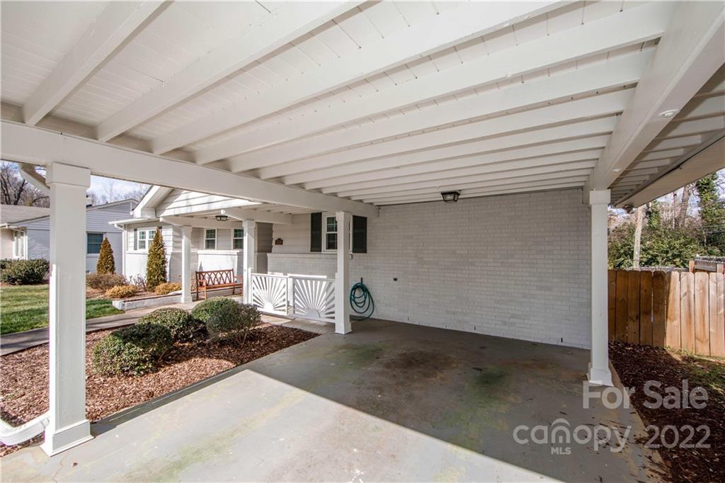 5539 Murrayhill Road Charlotte, NC 28210 - Photo 4 of 46 a view of a porch