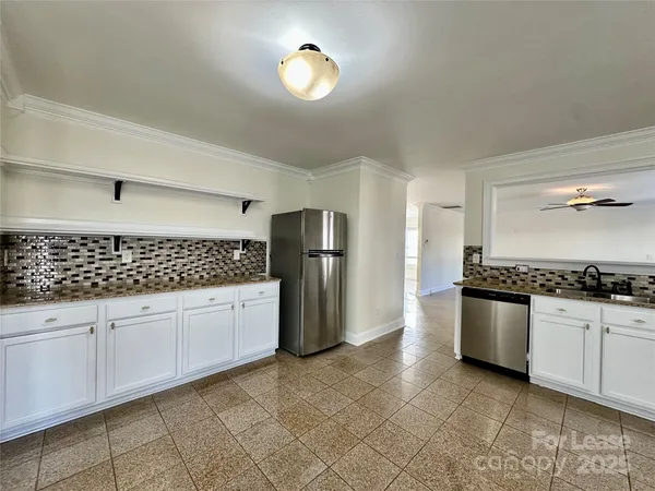 $2,300 | 4115 Rosefield Court, Charlotte, NC 28215