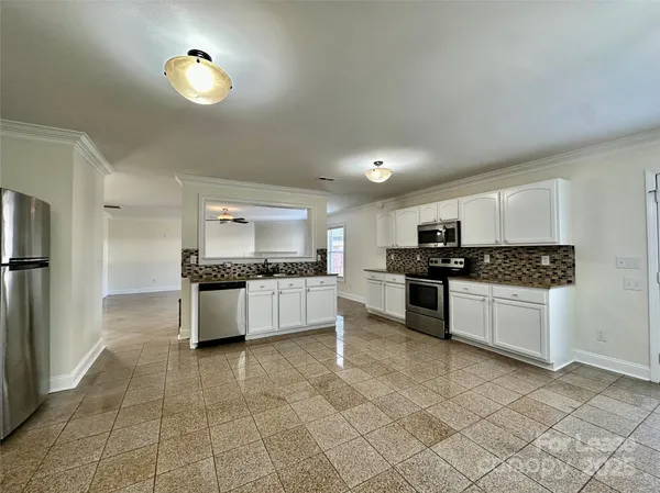 $2,300 | 4115 Rosefield Court, Charlotte, NC 28215