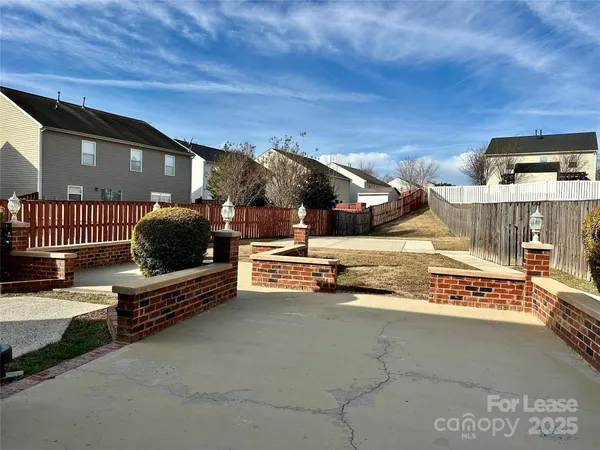 $2,300 | 4115 Rosefield Court, Charlotte, NC 28215