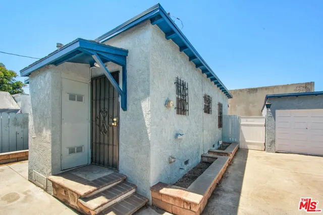 a backyard of a house