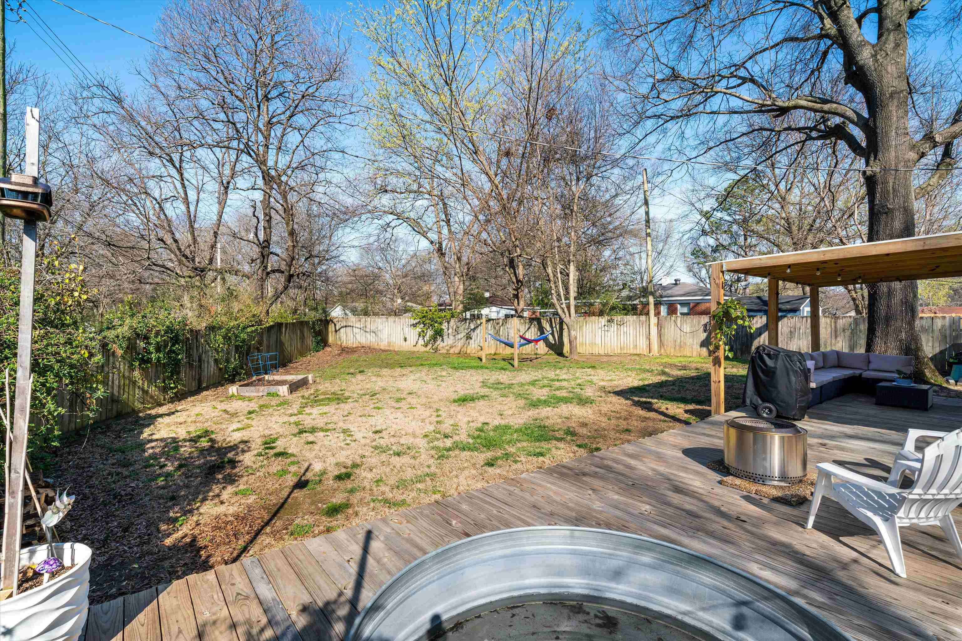 1081 Wilbec Road Memphis, TN 38117 - Photo 18 of 18 a view of outdoor space with seating
