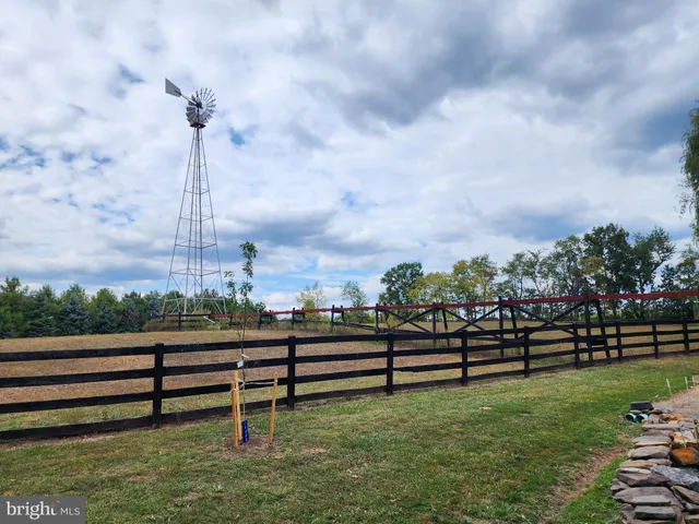 $830,000 | 14847 White Oak Ridge, Hancock, MD 21750