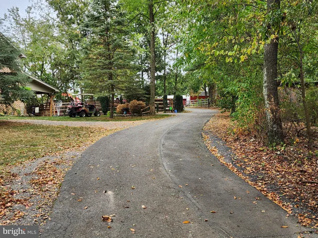 $830,000 | 14847 White Oak Ridge, Hancock, MD 21750