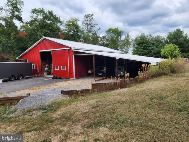 $830,000 | 14847 White Oak Ridge, Hancock, MD 21750