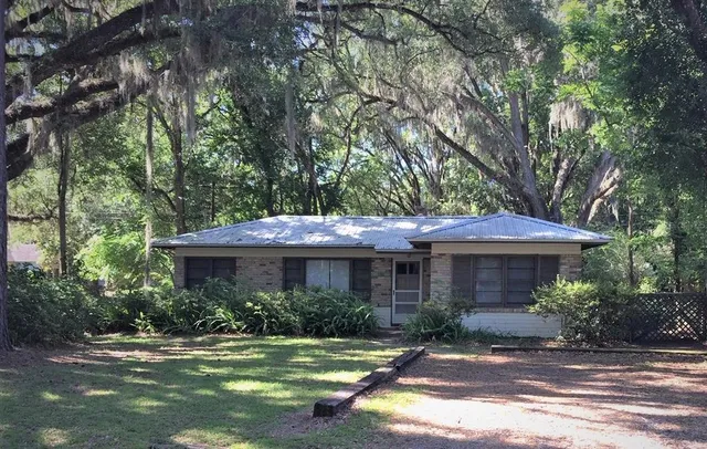 $314,000 | 2703 Northwest 2 Avenue, Gainesville, FL 32607