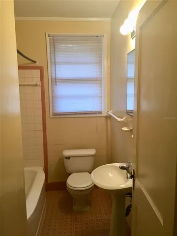 $314,000 | 2703 Northwest 2 Avenue, Gainesville, FL 32607