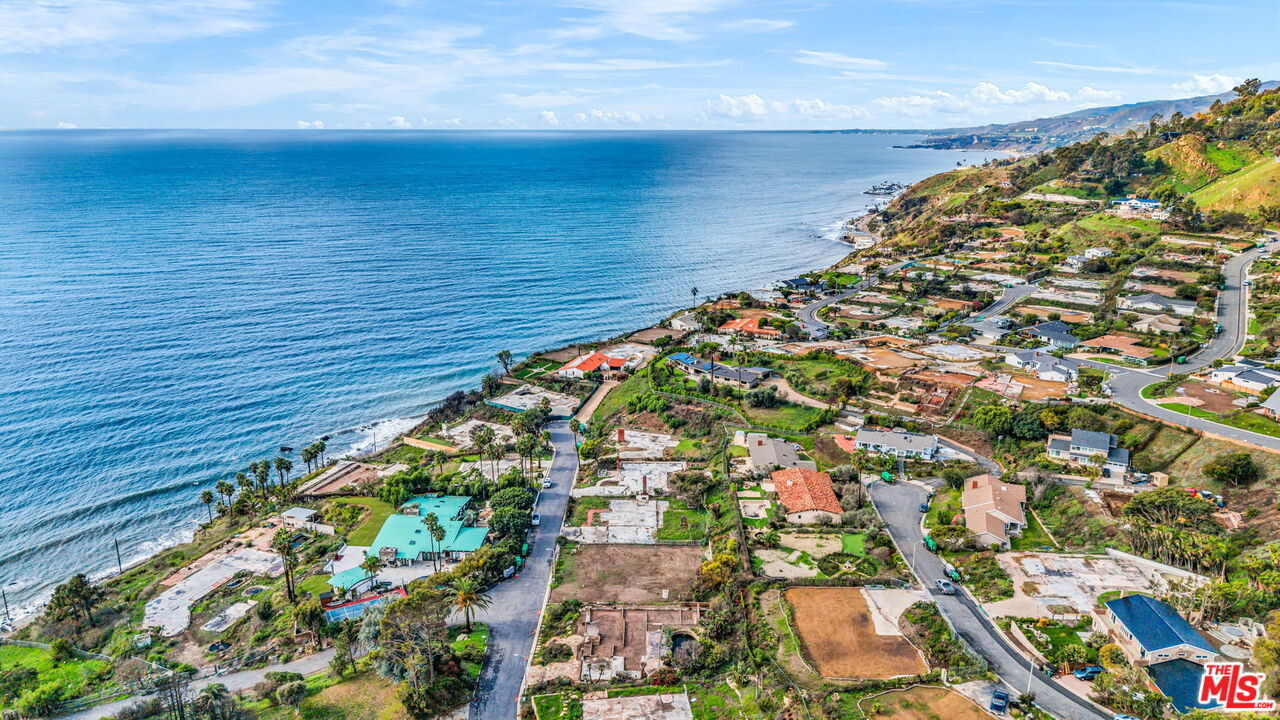 20269 Inland Lane Malibu, CA 90265 - Photo 10 of 11 view of a city
