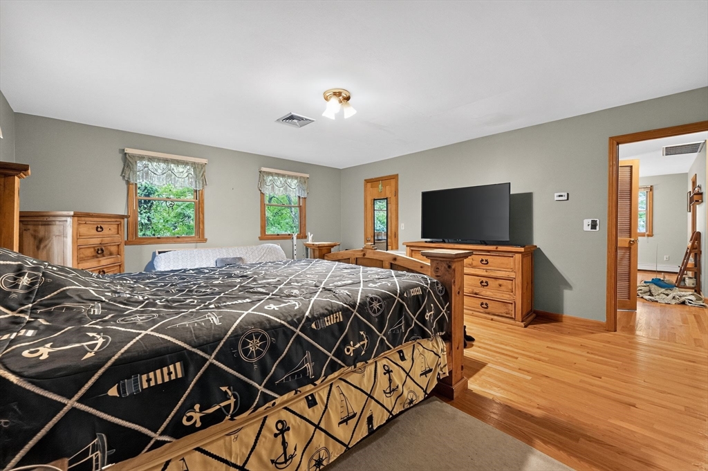 279 Sprague Street Dedham, MA 02026 - Photo 15 of 24