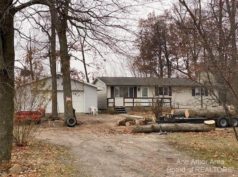 4396 Swan Road Stockbridge, MI 49285 - Photo 3 of 16 Photo 3