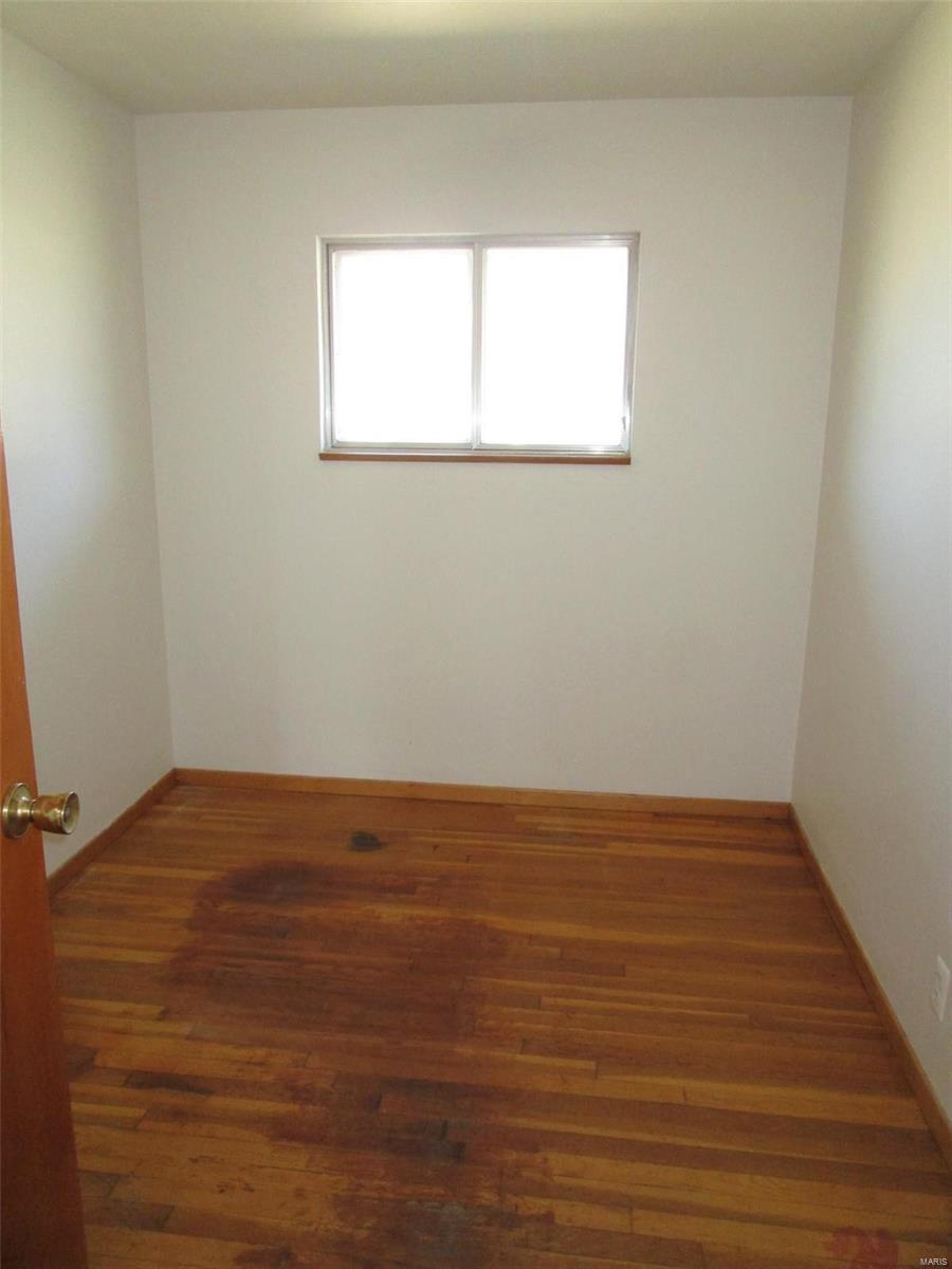 128 Glen Garry Road St. Louis, MO 63137 - Photo 11 of 20